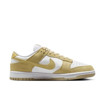 Women's sports shoes sneakers Nike Wmns Dunk Low - FN7167-700